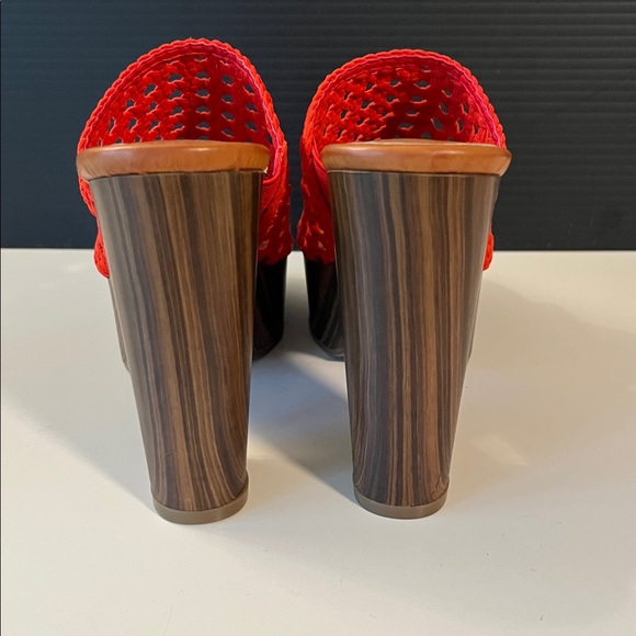 Jessica Simpson platform sandals - Picture 3 of 6